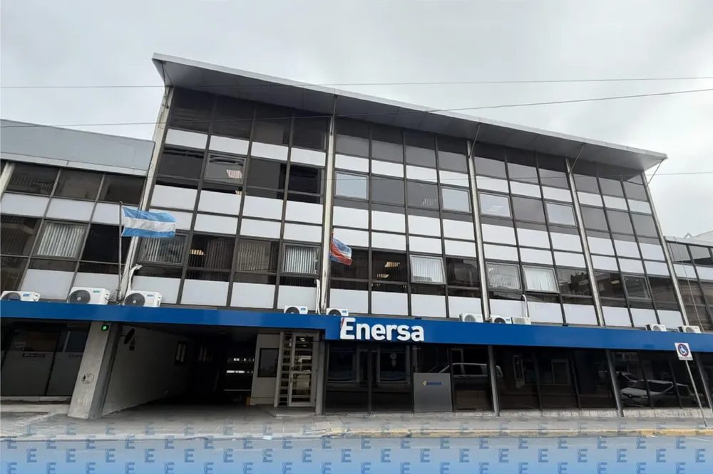 institucional frente